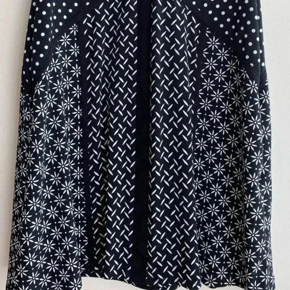 Just…Taylor Black and White Print A-Line Dress, Polka Dot Floral Dress, Size 2 - Picture 3 of 16